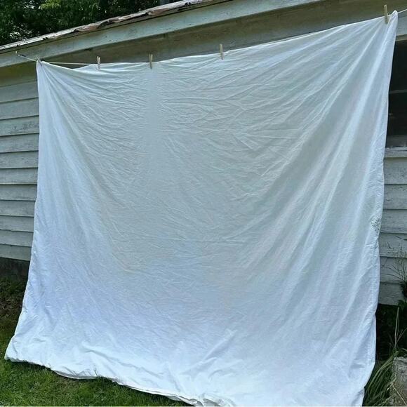 west elm green cream colored duvet cover in good condition some small flaws - Picture 4 of 7